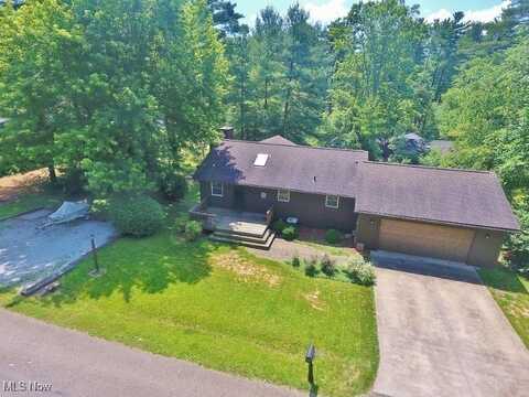 9146 Hillside Drive NE, Mineral City, OH 44656