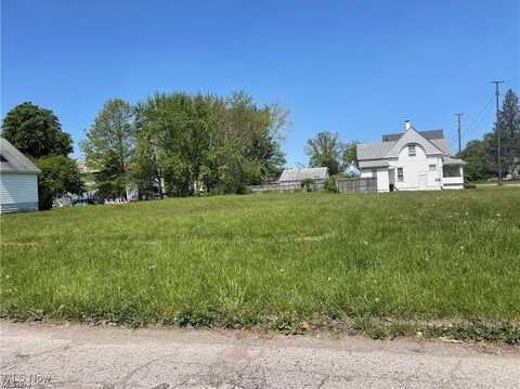 505 W 36th Street, Ashtabula, OH 44004