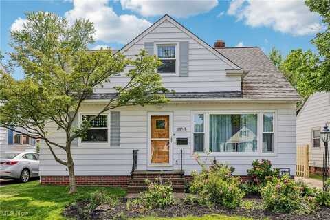 28518 Arlington Circle, Willowick, OH 44095