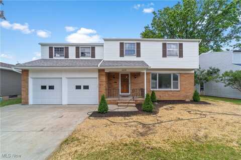 6439 Beverly Drive, Parma Heights, OH 44130