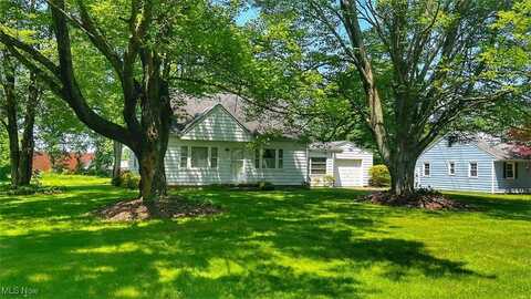 5898 Keller Road, New Franklin, OH 44319