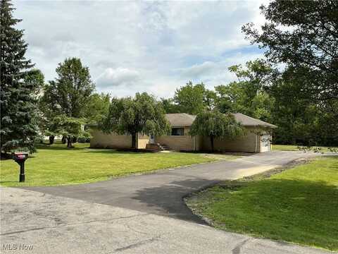 3665 Irving Park Avenue, Woodmere, OH 44122