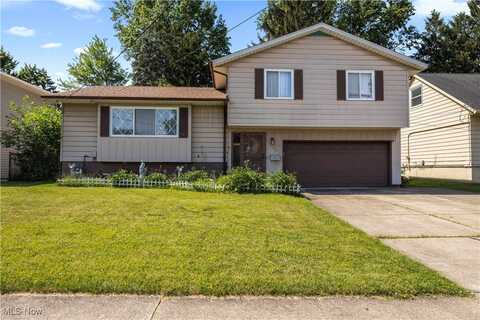 13755 Starlite Drive, Brook Park, OH 44142