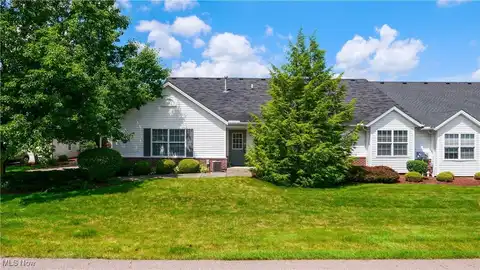 698 Gold Leaf Court, Streetsboro, OH 44241