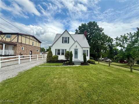 2614 Eldersville Road, Follansbee, WV 26037