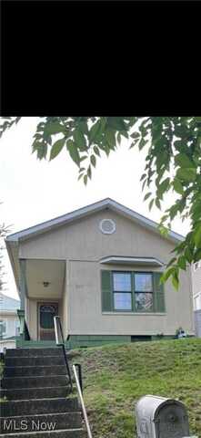 607 N 8th Street, Cambridge, OH 43725