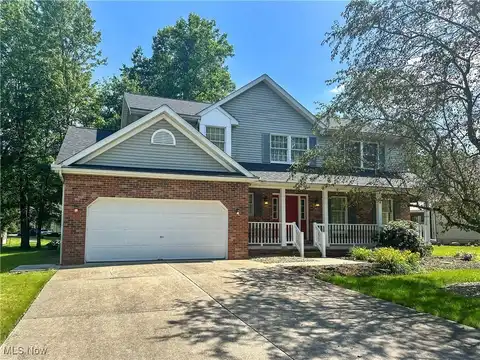 132 Beechwood Drive, Cortland, OH 44410