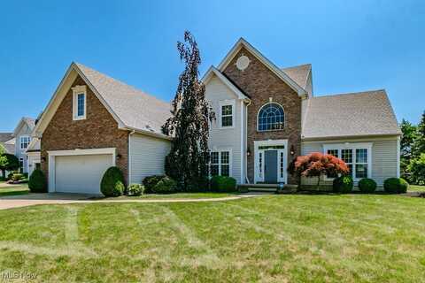415 Cascade Court, Avon Lake, OH 44012