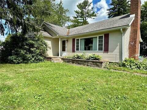 17072 US-62, Beloit, OH 44609