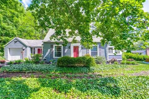 103 Everhard Road SW, North Canton, OH 44709