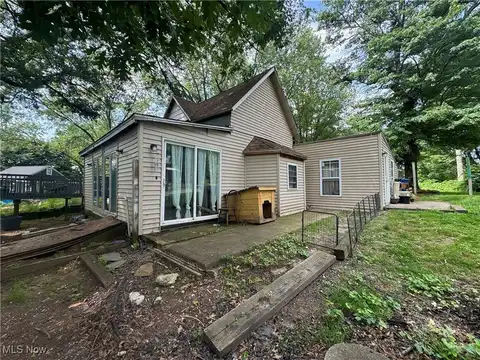 604 Pear Drive, Akron, OH 44319