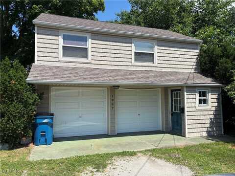 1067 Shadowrow Road, Willoughby, OH 44094