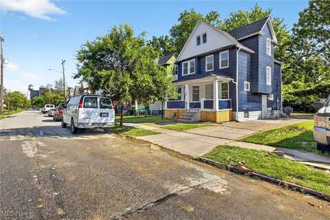 429 Arbor Road, Cleveland, OH 44108