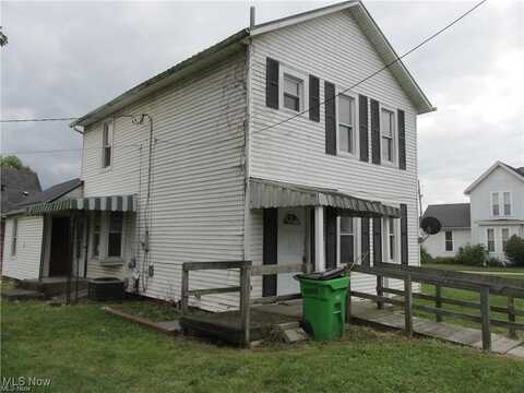 833 Orange Street, Coshocton, OH 43812