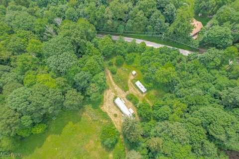 10658 Lawndell Road SW, Navarre, OH 44662