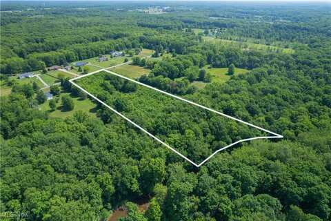 McConnell E Road, Southington, OH 44470