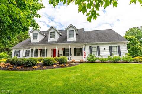 8959 Cinnabar Drive, Brecksville, OH 44141