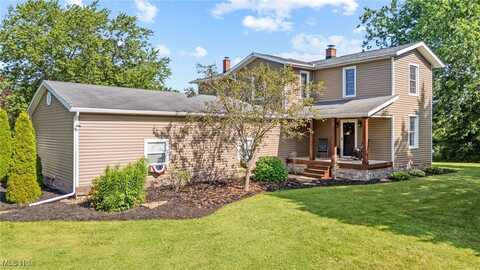 3295 Meese Road, Louisville, OH 44641