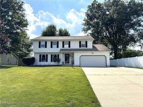 607 Wyndclift Circle, Austintown, OH 44515