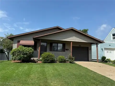 122 N Fairview Avenue, Dover, OH 44622
