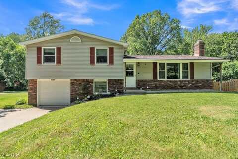 32588 Chestnut Ridge Road, North Ridgeville, OH 44039