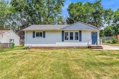 25325 Price Road, Bedford, OH 44146