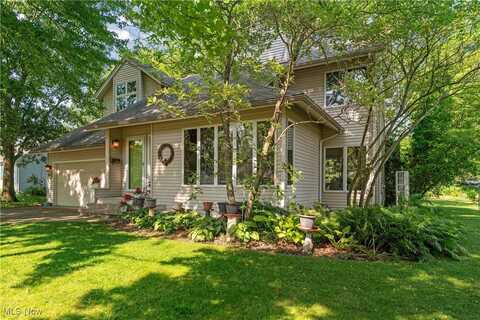 82 Pyle Road, Oberlin, OH 44074