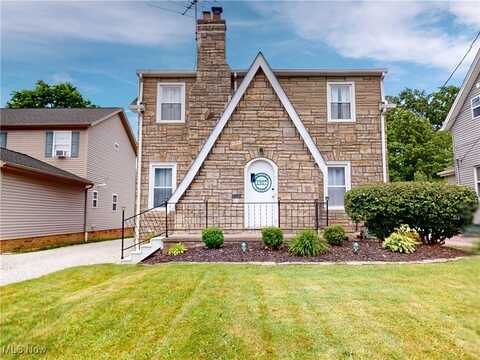 1907 Robindale Street, Wickliffe, OH 44092