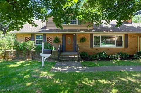 1839 Caronia Drive, Lyndhurst, OH 44124