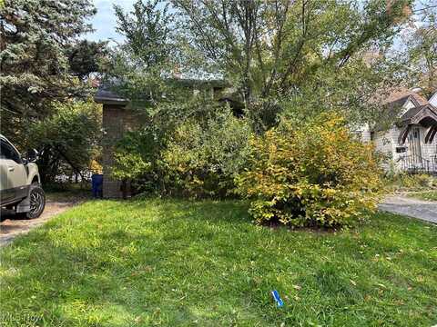 12509 Crennell Avenue, Cleveland, OH 44105