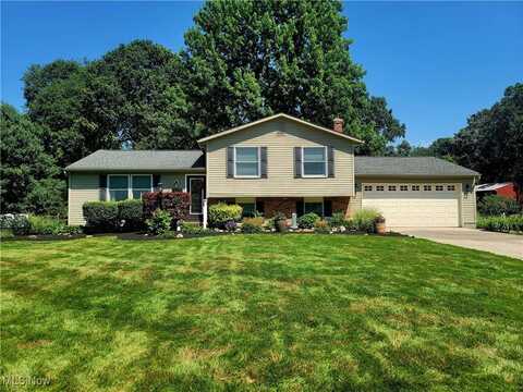 2977 Pirates Cove, Aurora, OH 44202