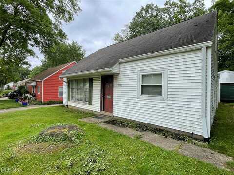 2289 Bailey Road, Cuyahoga Falls, OH 44221
