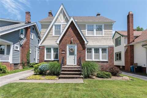 2199 Barrington Road, University Heights, OH 44118
