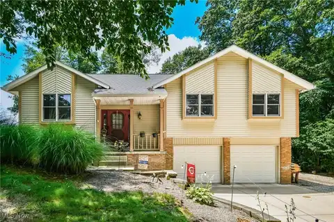 3182 Hiawatha Drive, Zanesville, OH 43701