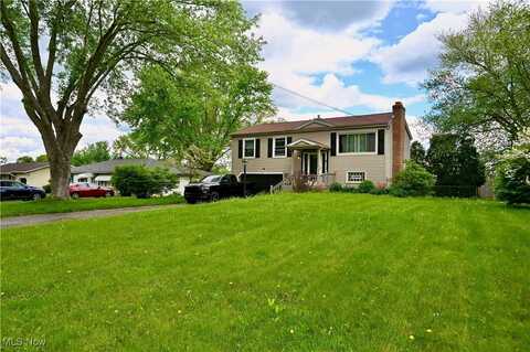 3695 High Meadow Drive, Canfield, OH 44406