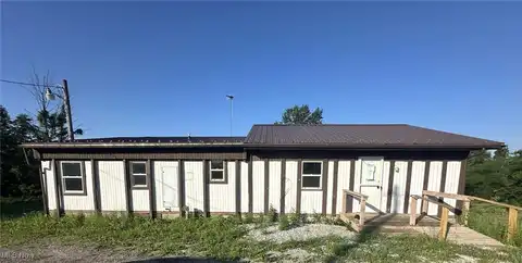 7600 Ridge Road, Zanesville, OH 43701