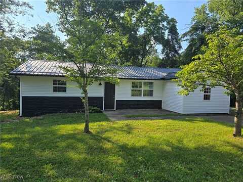 2887 Olde Falls Road, Zanesville, OH 43701