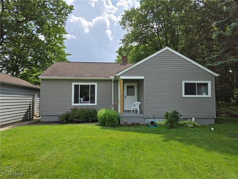 11225 Ridge Road, North Royalton, OH 44133