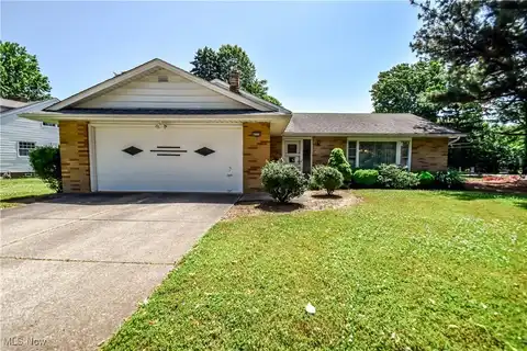 4319 W Bend Drive, Willoughby, OH 44094