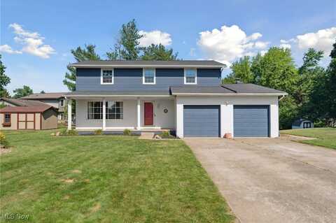 12523 Springwater Avenue NW, Uniontown, OH 44685