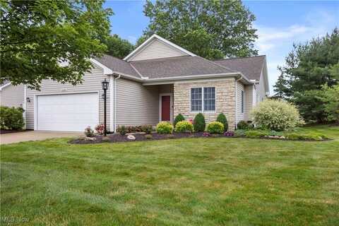 33897 Maple Ridge Boulevard, Avon, OH 44011