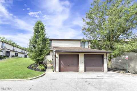 14977 Pine Valley Trail, Middleburg Heights, OH 44130