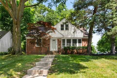 4823 Ridgebury Boulevard, Lyndhurst, OH 44124