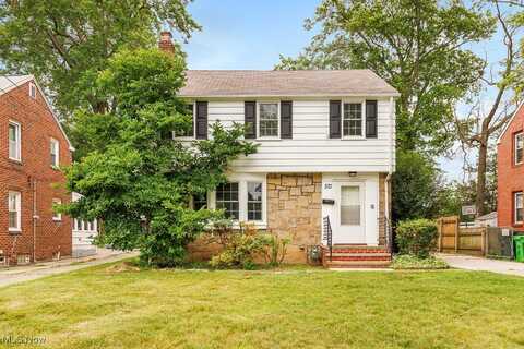 571 E 260th Street, Euclid, OH 44132
