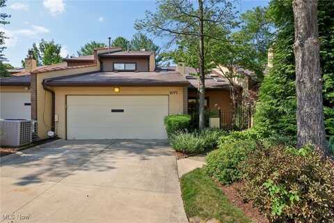 1695 Brookwood Drive, Akron, OH 44313