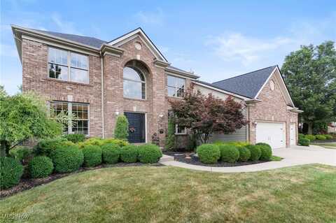 20340 E Donegal Lane, Strongsville, OH 44149