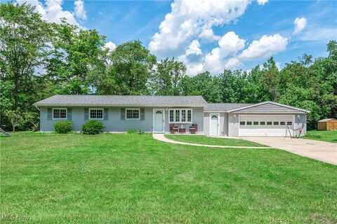 794 Robinhood Drive, Aurora, OH 44202