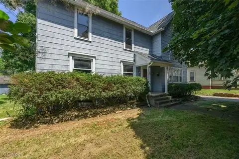 325 W Maple Street, North Canton, OH 44720