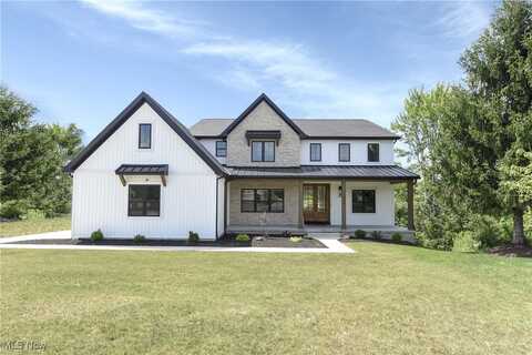 17440 Sawgrass Circle, North Royalton, OH 44133