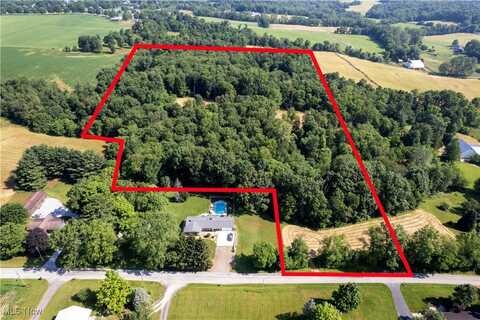 W Highland Avenue, Wooster, OH 44691